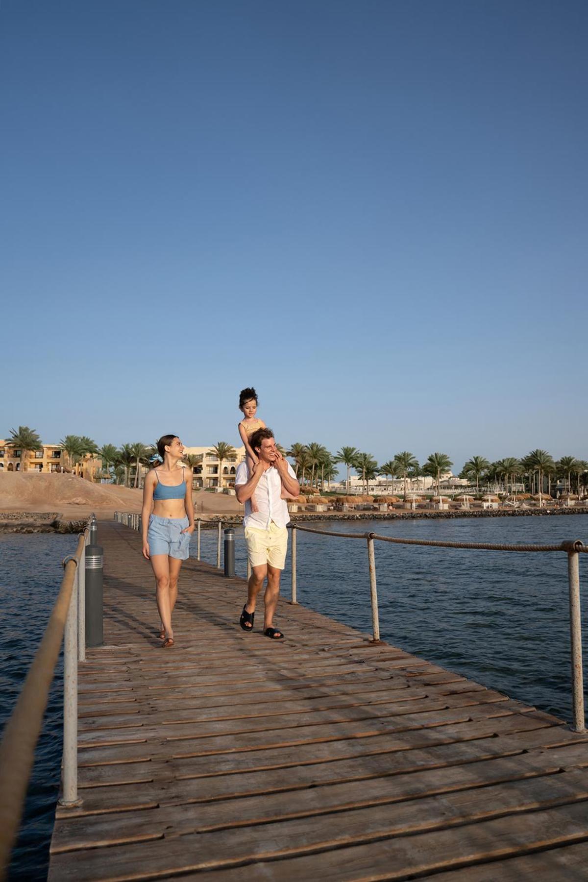 Jaz Neo Dar El Madina Ξενοδοχείο Coraya Bay Εξωτερικό φωτογραφία